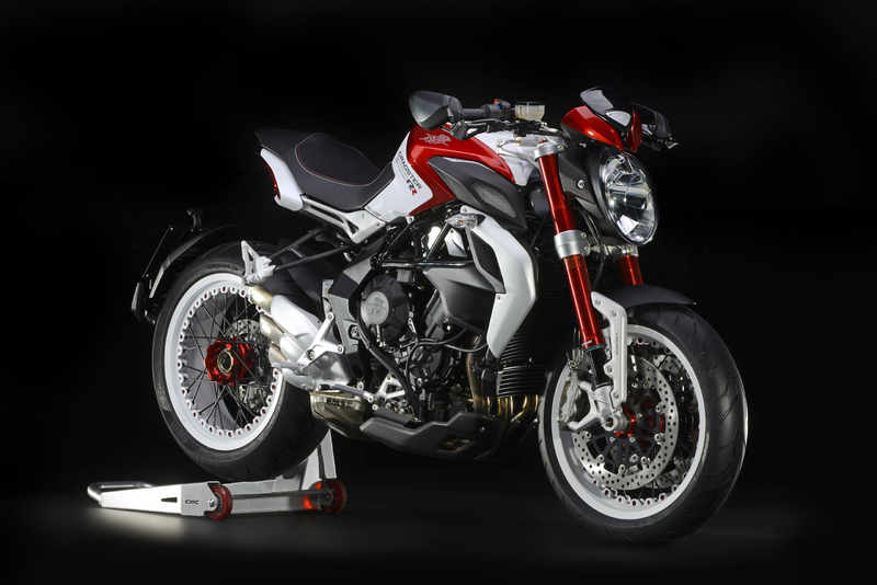 Illustration for article titled Help me make motorcycle decisions